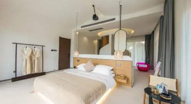 Люкс с 2 комнатами Jinghong Good night lanmei Villa