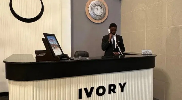 The Ivory Hotel, Prenota Hotel Hotel a Nairobi con colazione, vicino a Centro commerciale The Sarit Centre, Colazione