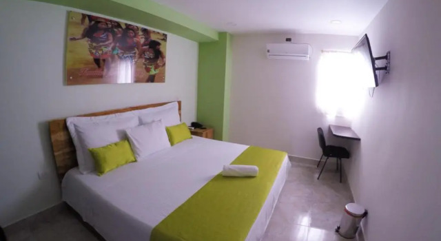 Kamaleb Farallones Hotel