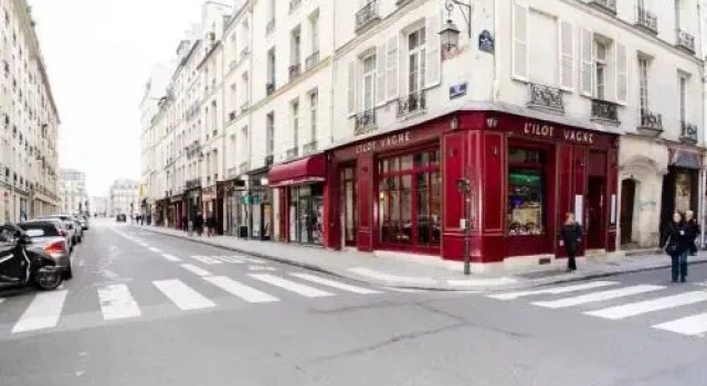 Saint Louis, Забронировать Апартаменты/квартира Париж Иль-де-Франс, рядом с Станция метро Rambuteau