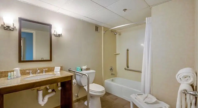Номер Standard Chester Hotel and Conference Center