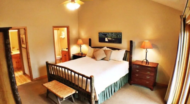 Люкс Deluxe c 1 комнатой с видом на озеро Mountain Lake Lodge