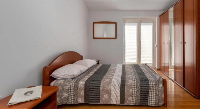 Nice Apartment in Crikvenica With Wifi and 2 Bedrooms