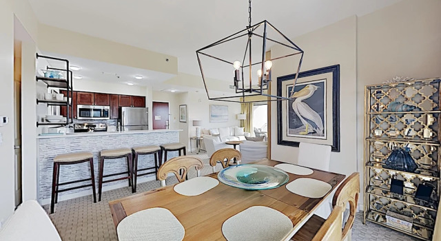 New Listing! Sunset At Luau W/ Pools & Spas 1 Bedroom Condo, Varaa Hotelli Hotellit Emerald Coast uima-altaalla, Uima-allas