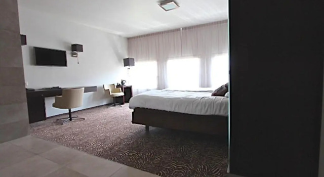 Семейный номер Standard Golden Tulip West Ende