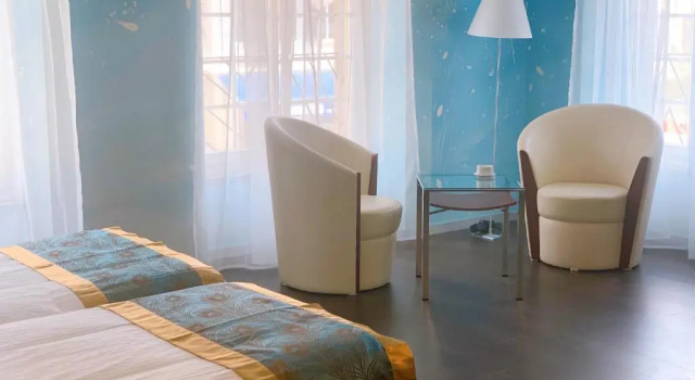 Номер Deluxe SWISS HOTEL LA COURONNE