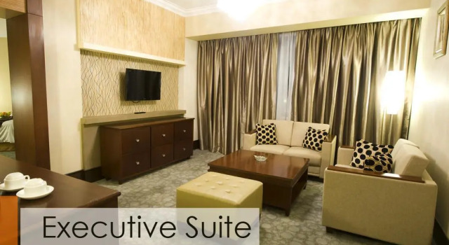 Люкс Executive Emerald Garden International Hotel