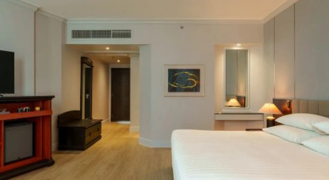 Одноместный номер Deluxe с видом на озеро The Heritage Grand Khon Kaen Hotel and Convention