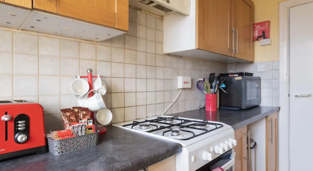 Апартаменты Novelty Suites Froghall Avenue