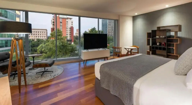 Двухместный номер Premium с красивым видом из окна NH Collection Guadalajara Providencia