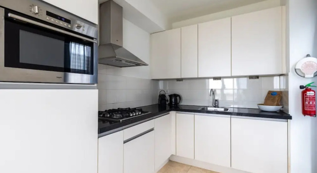 Апартаменты Comfort Luxury Apartment in a Residence Right on the Boulevard and the Beach