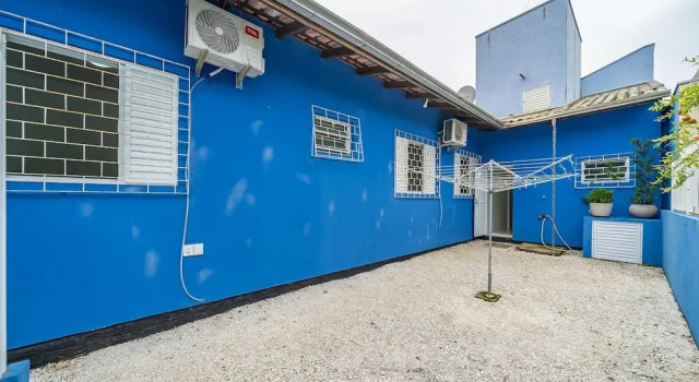 4BR Home w/ BBQ 100m From Beach Jat0355, Забронировать Апартаменты/квартира Бомбиньяс Санта-Катарина