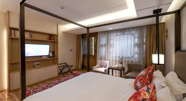 Water Hotel Pingyao