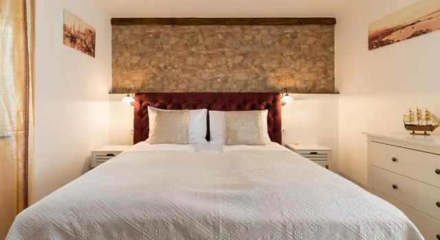 Guesthouse Imperator, Prenota Affittacamere Splitska 