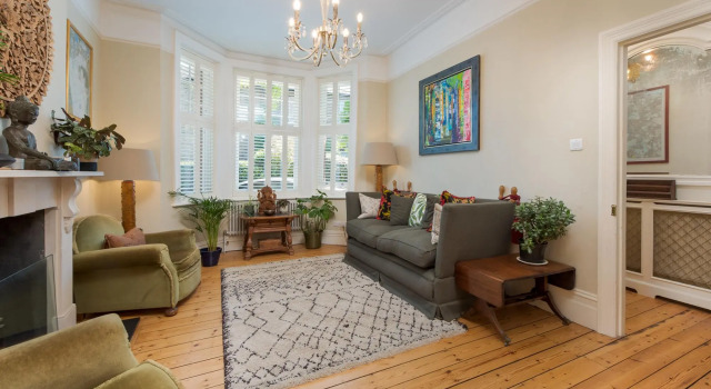 Delightful Family Home in Picturesque Richmond by Underthedoormat, Забронировать Отель Бизнес-отели Англии, 4* 5*