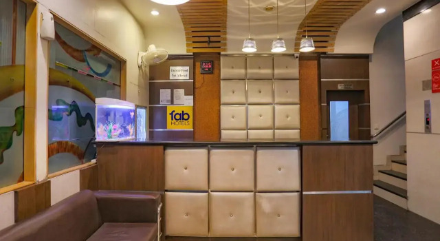 OYO 1552 Hotel Midland, Забронировать Отель Отели штата Махараштры 3 звезды, 3*
