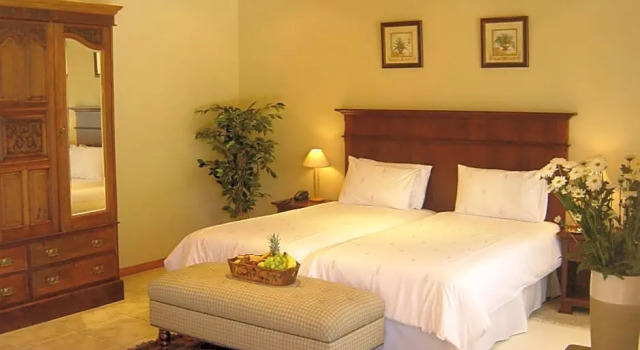 Номер Standard с видом на сад Oak Tree Lodge
