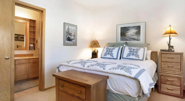 Timber Ridge #410 - Wildernest, Rezerwuj Hotel Hotele w Vail Ski z parkingiem, Parking