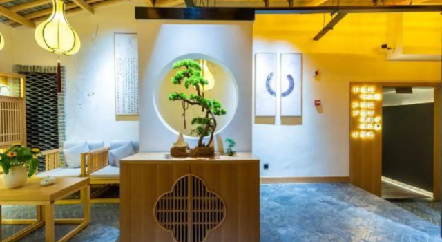 G Joyful · Meet Hotel (Nanping Pedestrian Street Jinma Biji Fang), Rezerwuj Hotel Hotele w Kunming z parkingiem, Parking