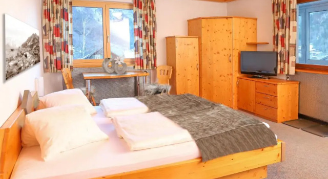 Номер Standard Hotel Garni Madrisa