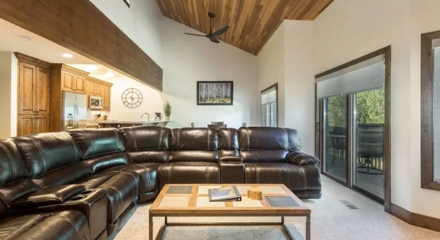 Lakeside at Deer Valley Resort - Two Bedroom Condo #1679 2 Condo