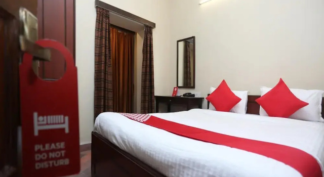 OYO 19310 Flagship Jingle Inn, Book Hotel Ballygunge 