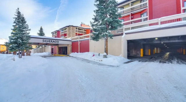 Pool + Hot Tub Access: Condo in Winter Park!