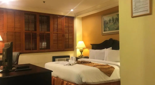 Двухместный номер Deluxe Lourdes Family Suites Makati powered by Cocotel