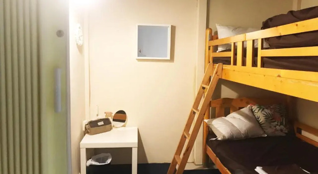 Кровать в общем номере (женский номер) Guesthouse Churayado Ishigakijima