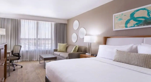 Двухместный номер Standard с балконом Holiday Inn Miami West - Airport Area by IHG