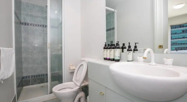 Апартаменты 3 Bedrooms 2 Car Parks Carlton Garden Opposite