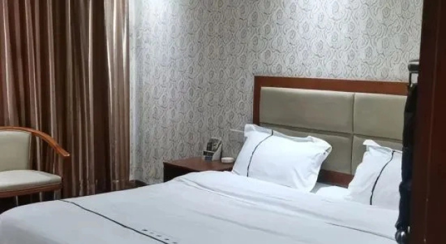 Люкс Deluxe Ganzhou Yuanzhongxuan Hotel