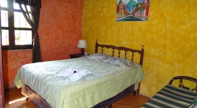 Hotel La Casita de Roca, Book Hotel Hotels in Zacatepeques with Parking, Parking