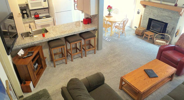 126 Premium Condominium 2 Bedrooms 2 Bathrooms Condo