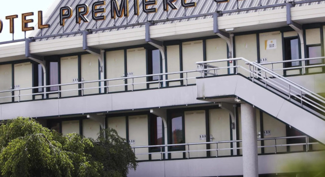 Кровать в общем номере Premiere Classe Blois Nord