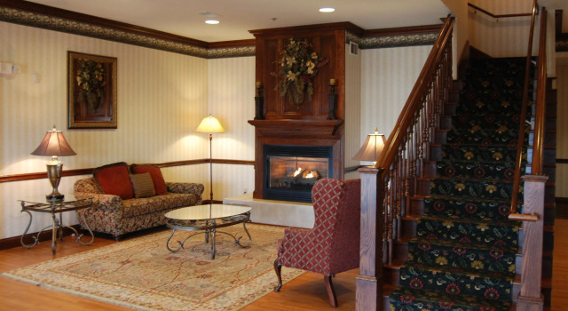 Red Roof Inn & Suites Berea