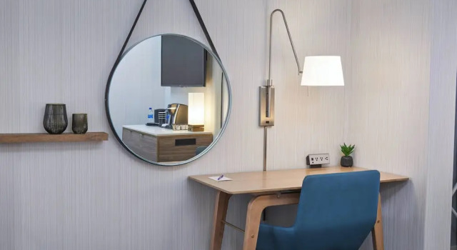 Люкс c 1 комнатой Delta Hotels by Marriott Detroit Novi