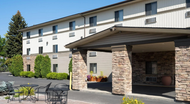 Super 8 by Wyndham Kalispell Glacier National Park, Buchen Sie Hotel Hotels in Montana mit Frühstück, Frühstück