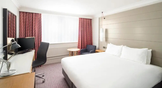 Двухместный номер Deluxe Holiday Inn Peterborough West by IHG