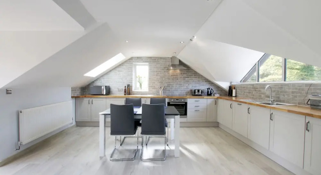 Коттедж с 3 комнатами Swansea Valley Holiday Cottages