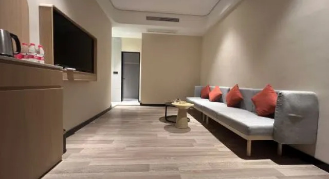 Двухместный люкс LanOuShangPin Hotel (Heyuan Wanda Plaza)