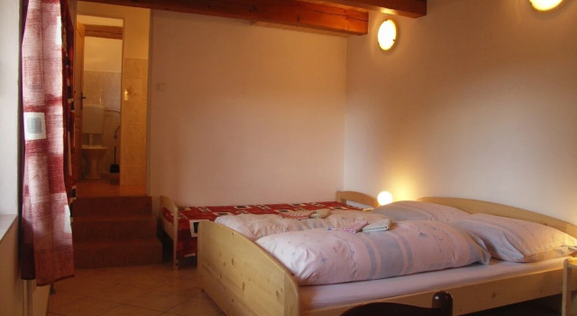 Penzion Javořice, Rezerwuj Hotel Hotele w Central Bohemia z parkingiem, Parking