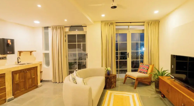 Апартаменты La Vaiencia Luxury Apartments