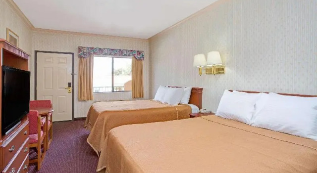 Номер Standard Travelodge by Wyndham Lynwood