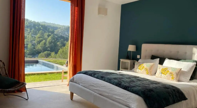 Двухместный номер Standard с видом на горы Chambres dHôtes La Garrigue