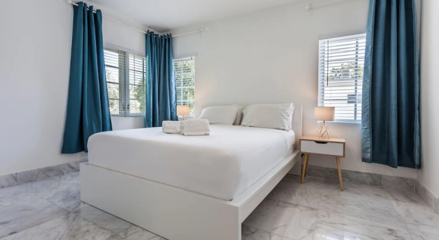 Alton Rd By At Mine Hospitality, Забронировать Апартаменты/квартира Апартаменты Майами-Бич, рядом с Еврейский музей Сэнфорда Л. Зиффа, Апартаменты/квартира