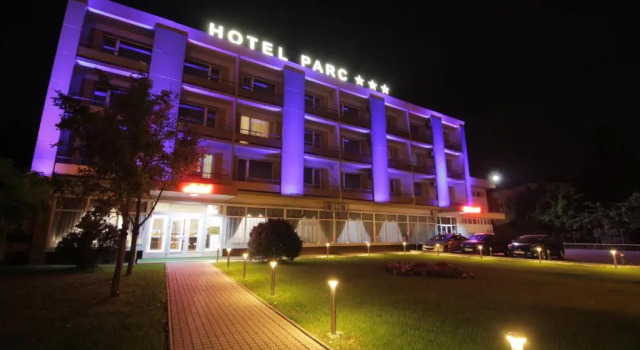 Parc, Book Hotel Hoteller i Dolj med parkering, Parkering