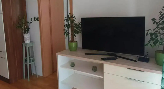 Apartma Knap Velenje, Book Hotel Velenje Savinjska