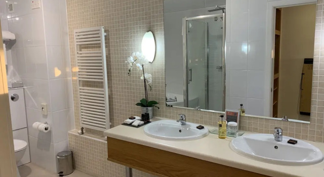 Двухместный полулюкс с видом на океан Bayview Hotel
