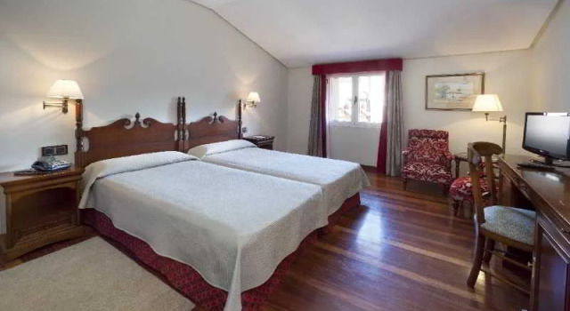 Двухместный номер Standard с балконом Parador de Las Cañadas del Teide